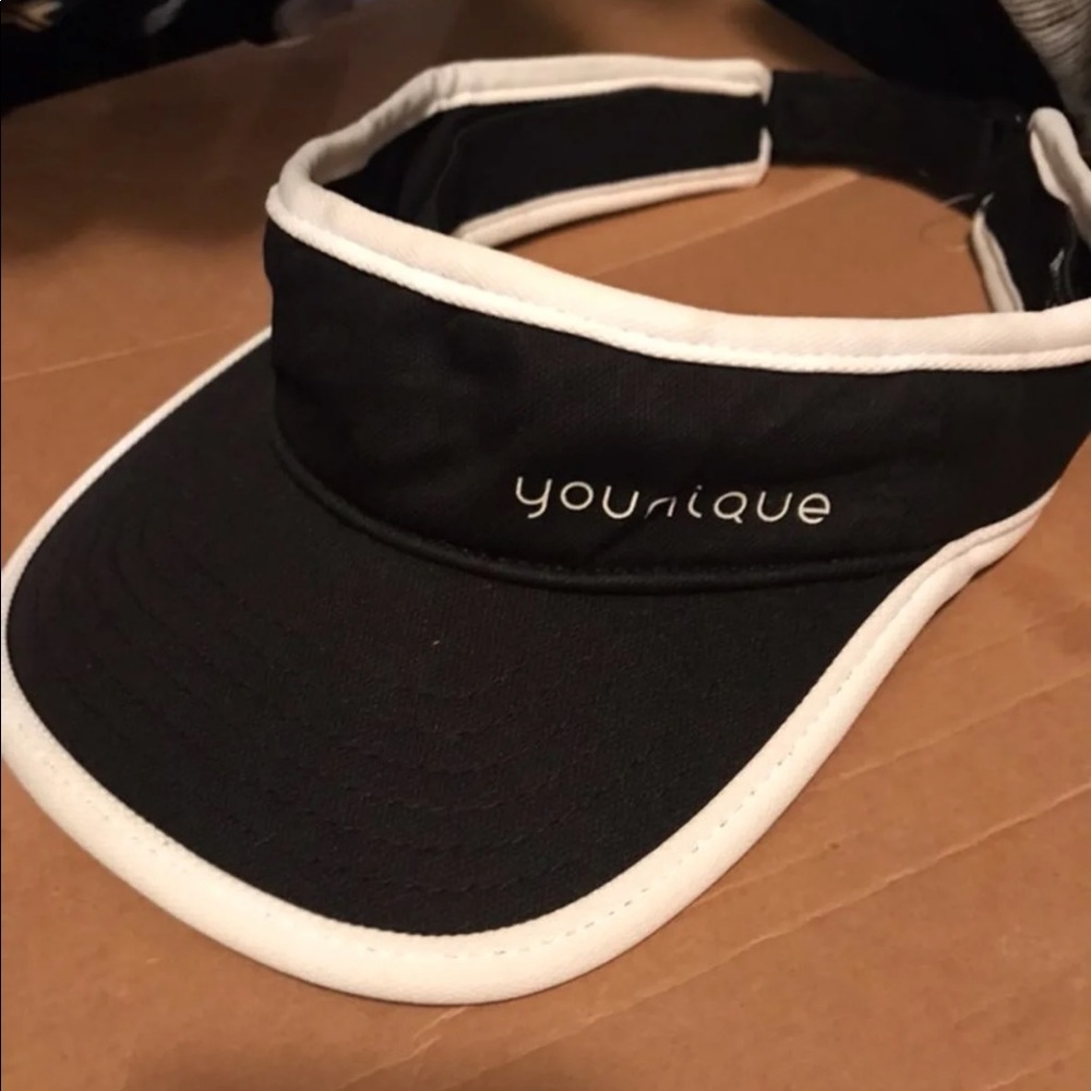 Younique visor